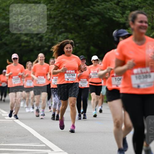 15.06.2025 - REWE Women's Run Dr. Thomas Lammeyer http://msf.ph/oto/7946173 15.06.2025 09:23:16 Laufen 106, 8, 10420, 10769, 10482, 18 meine-sportfotos.de