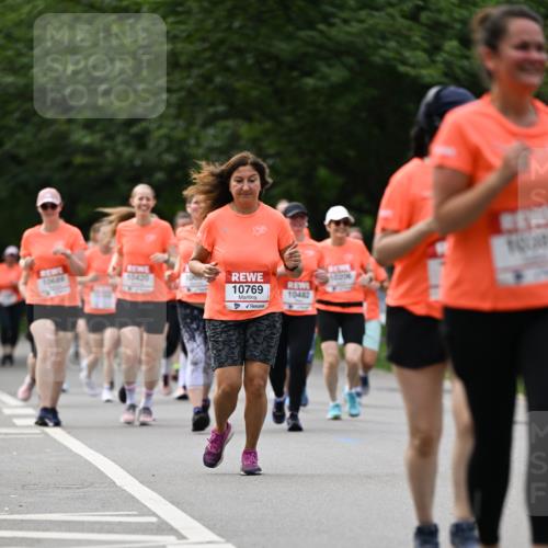 15.06.2025 - REWE Women's Run Dr. Thomas Lammeyer http://msf.ph/oto/7946176 15.06.2025 09:23:16 Laufen 10420, 10769, 10482 meine-sportfotos.de