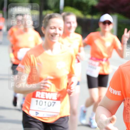 15.06.2025 - REWE Women's Run Jannik Wohlers http://msf.ph/oto/7946182 15.06.2025 09:44:48 Laufen 10107, 4 meine-sportfotos.de