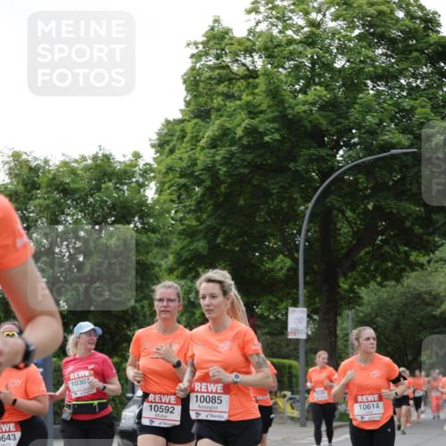 15.06.2025 - REWE Women's Run Jannik Wohlers http://msf.ph/oto/7946191 15.06.2025 08:29:57 Laufen 0643, 10307, 10085, 10592, 10614 meine-sportfotos.de
