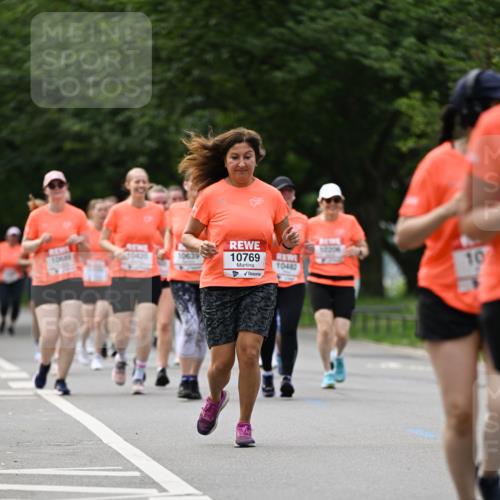 15.06.2025 - REWE Women's Run Dr. Thomas Lammeyer http://msf.ph/oto/7946194 15.06.2025 09:23:16 Laufen 10769, 10482 meine-sportfotos.de