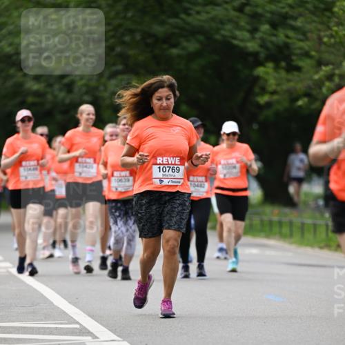 15.06.2025 - REWE Women's Run Dr. Thomas Lammeyer http://msf.ph/oto/7946214 15.06.2025 09:23:17 Laufen 10769, 106, 39, 10400 meine-sportfotos.de