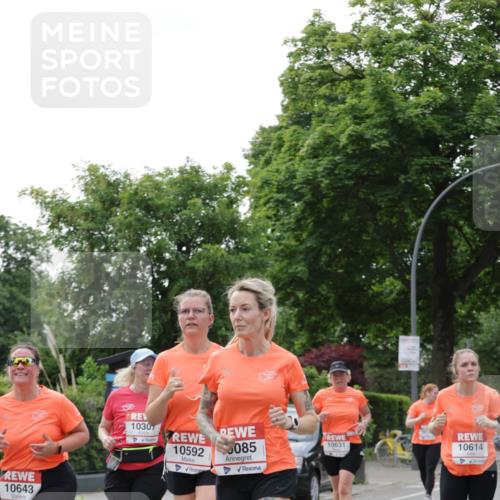 15.06.2025 - REWE Women's Run Jannik Wohlers http://msf.ph/oto/7946215 15.06.2025 08:29:57 Laufen 10643, 10307, 10592, 085, 10631, 10614 meine-sportfotos.de