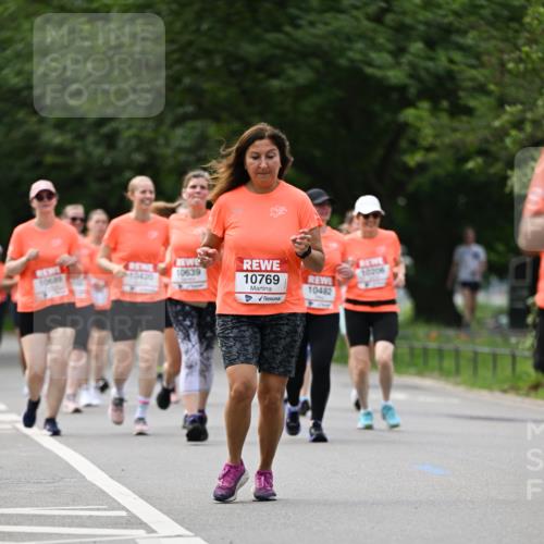 15.06.2025 - REWE Women's Run Dr. Thomas Lammeyer http://msf.ph/oto/7946218 15.06.2025 09:23:17 Laufen 10639, 10769, 10206, 10482 meine-sportfotos.de