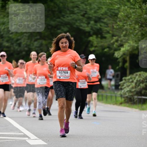15.06.2025 - REWE Women's Run Dr. Thomas Lammeyer http://msf.ph/oto/7946242 15.06.2025 09:23:18 Laufen 10769, 10442 meine-sportfotos.de
