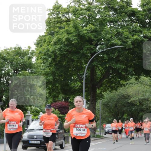 15.06.2025 - REWE Women's Run Jannik Wohlers http://msf.ph/oto/7946244 15.06.2025 08:29:58 Laufen 10761, 1043, 10631, 10614 meine-sportfotos.de