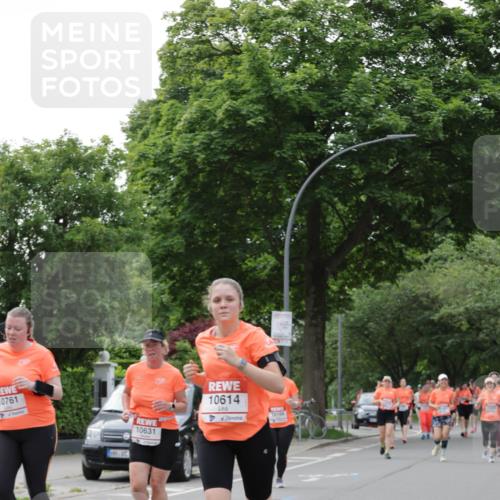 15.06.2025 - REWE Women's Run Jannik Wohlers http://msf.ph/oto/7946265 15.06.2025 08:29:58 Laufen 10761, 10631, 10614, 10166 meine-sportfotos.de