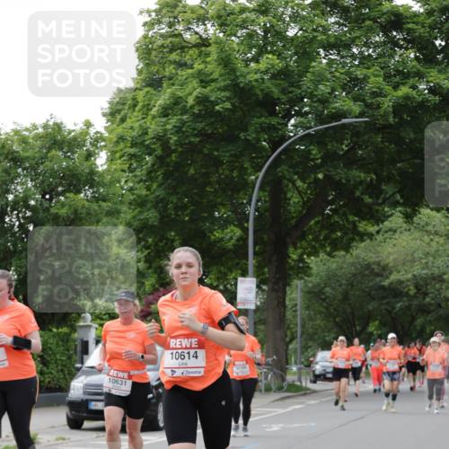 15.06.2025 - REWE Women's Run Jannik Wohlers http://msf.ph/oto/7946270 15.06.2025 08:29:58 Laufen 10631, 10614, 10166 meine-sportfotos.de