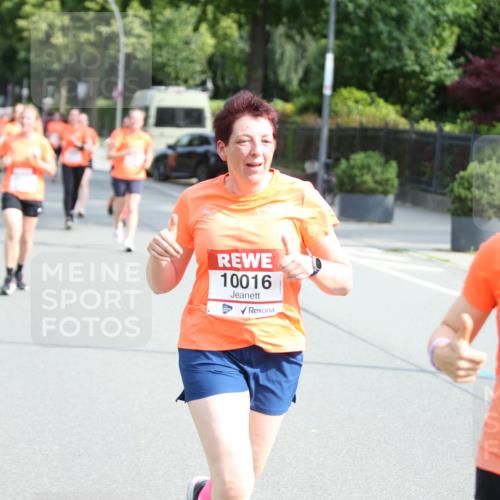 15.06.2025 - REWE Women's Run Jannik Wohlers http://msf.ph/oto/7946275 15.06.2025 09:44:50 Laufen 10016, 10440 meine-sportfotos.de