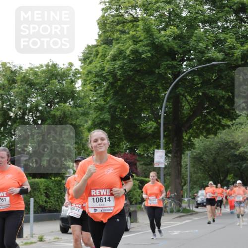 15.06.2025 - REWE Women's Run Jannik Wohlers http://msf.ph/oto/7946290 15.06.2025 08:29:58 Laufen 761, 10614 meine-sportfotos.de