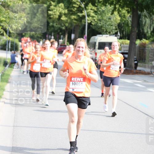 15.06.2025 - REWE Women's Run Jannik Wohlers http://msf.ph/oto/7946302 15.06.2025 09:44:53 Laufen 10051, 1020 meine-sportfotos.de