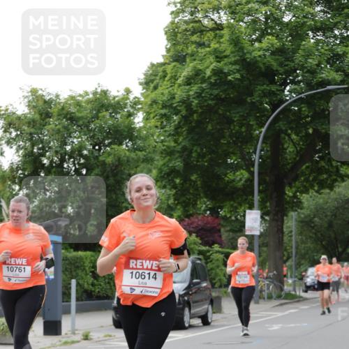 15.06.2025 - REWE Women's Run Jannik Wohlers http://msf.ph/oto/7946306 15.06.2025 08:29:59 Laufen 10761, 10614, 10166 meine-sportfotos.de