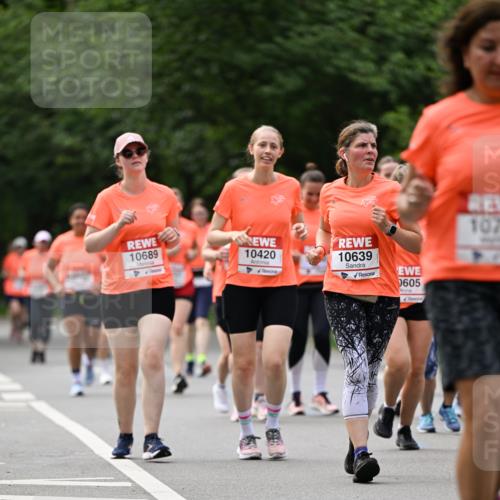 15.06.2025 - REWE Women's Run Dr. Thomas Lammeyer http://msf.ph/oto/7946311 15.06.2025 09:23:21 Laufen 10689, 10420, 10639, 0605, 107 meine-sportfotos.de