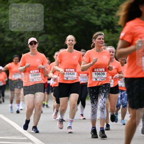 15.06.2025 - REWE Women's Run Dr. Thomas Lammeyer http://msf.ph/oto/7946320 15.06.2025 09:23:21 Laufen 10689, 10420, 10639, 103 meine-sportfotos.de