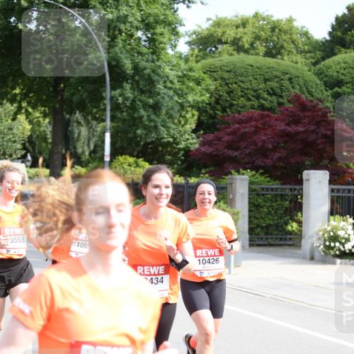 15.06.2025 - REWE Women's Run Jannik Wohlers http://msf.ph/oto/7946362 15.06.2025 09:44:56 Laufen 0598, 1065, 10172, 10426, 434 meine-sportfotos.de