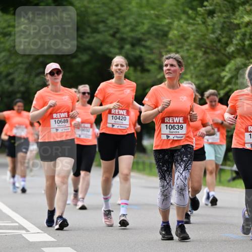 15.06.2025 - REWE Women's Run Dr. Thomas Lammeyer http://msf.ph/oto/7946378 15.06.2025 09:23:23 Laufen 10689, 10420, 10639, 10 meine-sportfotos.de