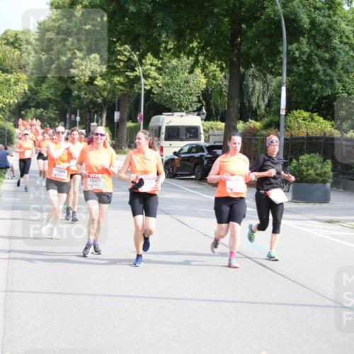 15.06.2025 - REWE Women's Run Jannik Wohlers http://msf.ph/oto/7946394 15.06.2025 09:44:59 Laufen 10505, 10376 meine-sportfotos.de