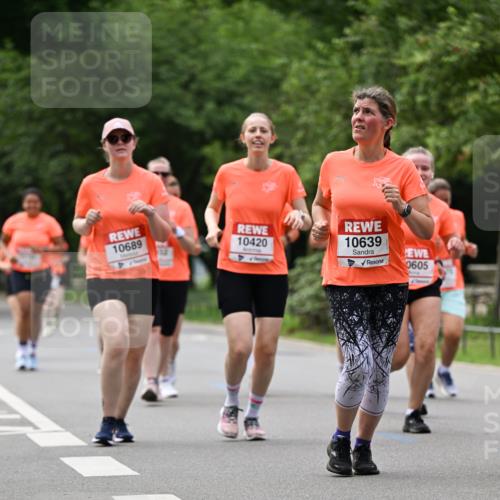 15.06.2025 - REWE Women's Run Dr. Thomas Lammeyer http://msf.ph/oto/7946425 15.06.2025 09:23:24 Laufen 10689, 10420, 10639, 9605 meine-sportfotos.de