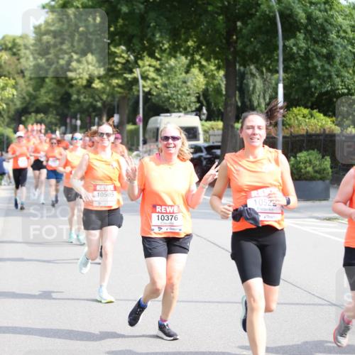 15.06.2025 - REWE Women's Run Jannik Wohlers http://msf.ph/oto/7946444 15.06.2025 09:45:01 Laufen 10505, 10376, 1052, 10556 meine-sportfotos.de