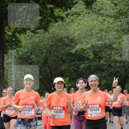 15.06.2025 - REWE Women's Run Jannik Wohlers http://msf.ph/oto/7946445 15.06.2025 08:30:03 Laufen 10329, 10427, 10634, 10489 meine-sportfotos.de