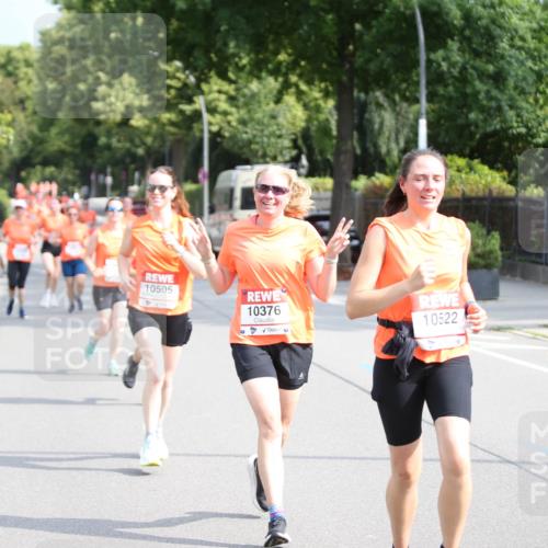 15.06.2025 - REWE Women's Run Jannik Wohlers http://msf.ph/oto/7946448 15.06.2025 09:45:01 Laufen 10505, 10376, 10522, 10556 meine-sportfotos.de