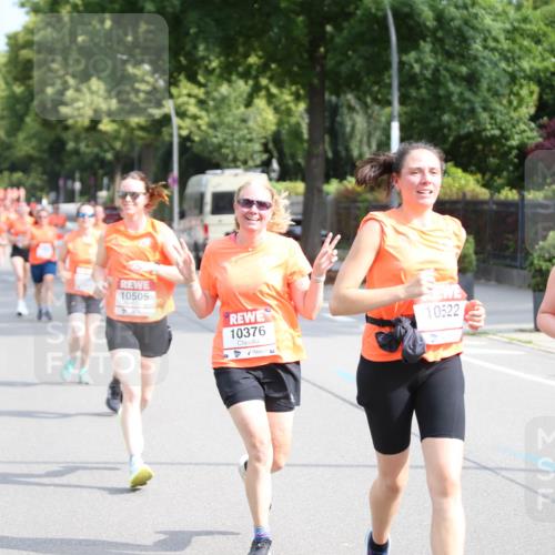 15.06.2025 - REWE Women's Run Jannik Wohlers http://msf.ph/oto/7946449 15.06.2025 09:45:01 Laufen 10505, 10376, 5, 10522, 10556 meine-sportfotos.de