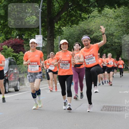 15.06.2025 - REWE Women's Run Jannik Wohlers http://msf.ph/oto/7946450 15.06.2025 08:30:04 Laufen 1043, 10846, 10427, 10634, 10489, 10329 meine-sportfotos.de