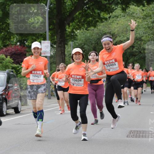 15.06.2025 - REWE Women's Run Jannik Wohlers http://msf.ph/oto/7946458 15.06.2025 08:30:04 Laufen 10, 10427, 10329, 10634, 10489, 10671 meine-sportfotos.de