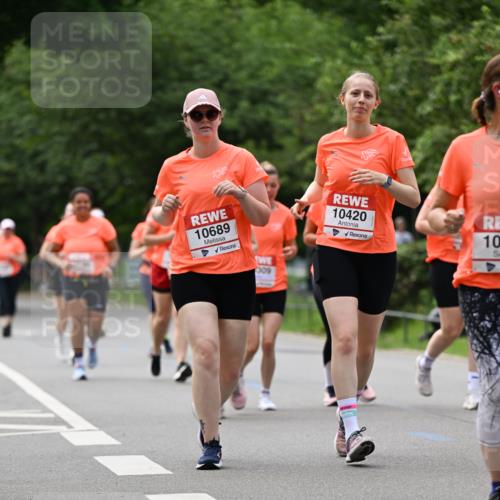 15.06.2025 - REWE Women's Run Dr. Thomas Lammeyer http://msf.ph/oto/7946459 15.06.2025 09:23:25 Laufen 10689, 309, 10420 meine-sportfotos.de