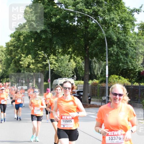 15.06.2025 - REWE Women's Run Jannik Wohlers http://msf.ph/oto/7946467 15.06.2025 09:45:02 Laufen 10059, 10505, 10376 meine-sportfotos.de