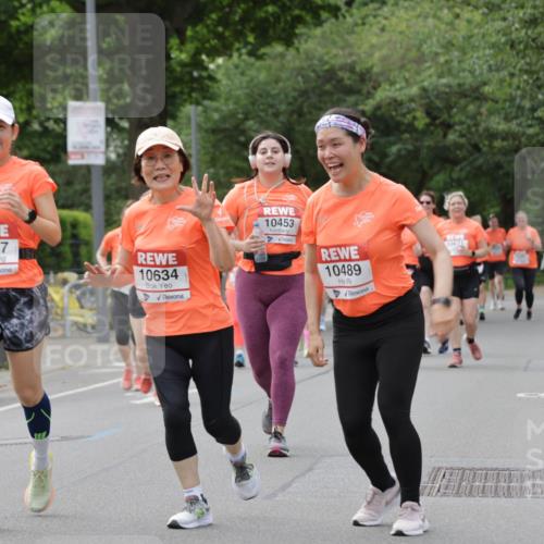 15.06.2025 - REWE Women's Run Jannik Wohlers http://msf.ph/oto/7946475 15.06.2025 08:30:05 Laufen 10427, 10634, 10453, 10489, 10621 meine-sportfotos.de