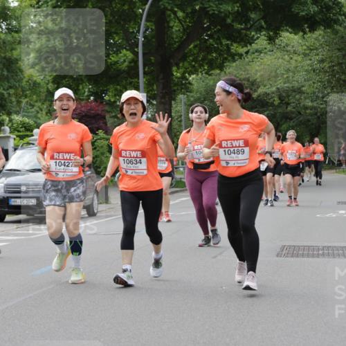 15.06.2025 - REWE Women's Run Jannik Wohlers http://msf.ph/oto/7946518 15.06.2025 08:30:05 Laufen 10846, 1043, 10427, 10634, 104, 10489, 0329 meine-sportfotos.de