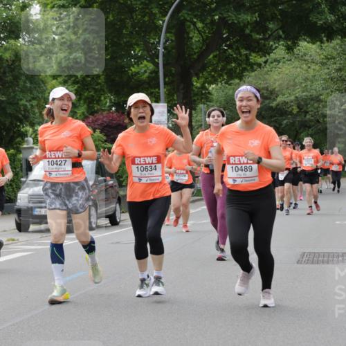 15.06.2025 - REWE Women's Run Jannik Wohlers http://msf.ph/oto/7946538 15.06.2025 08:30:05 Laufen 10846, 10427, 10634, 10489, 10329 meine-sportfotos.de
