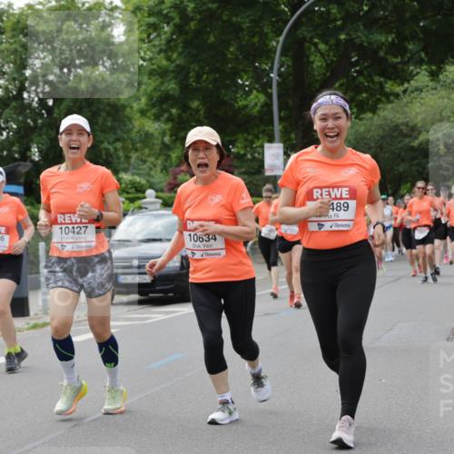 15.06.2025 - REWE Women's Run Jannik Wohlers http://msf.ph/oto/7946589 15.06.2025 08:30:06 Laufen 10846, 10427, 1043, 10634, 489 meine-sportfotos.de
