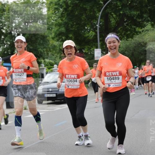 15.06.2025 - REWE Women's Run Jannik Wohlers http://msf.ph/oto/7946598 15.06.2025 08:30:06 Laufen 10427, 9846, 1043, 10634, 10489 meine-sportfotos.de