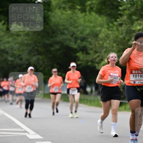 15.06.2025 - REWE Women's Run Dr. Thomas Lammeyer http://msf.ph/oto/7946601 15.06.2025 09:23:31 Laufen 10597, 10192 meine-sportfotos.de