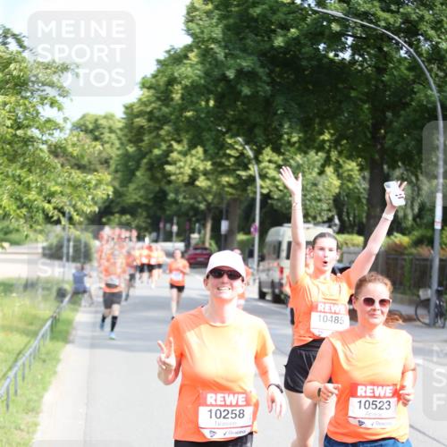 15.06.2025 - REWE Women's Run Jannik Wohlers http://msf.ph/oto/7946606 15.06.2025 09:45:08 Laufen 10258, 10485, 10523 meine-sportfotos.de