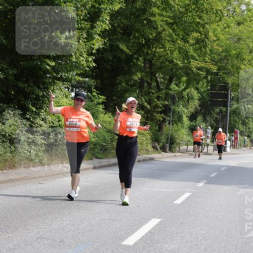 15.06.2025 - REWE Women's Run Jannik Wohlers http://msf.ph/oto/7946609 15.06.2025 10:21:20 Laufen 5516, 5519 meine-sportfotos.de