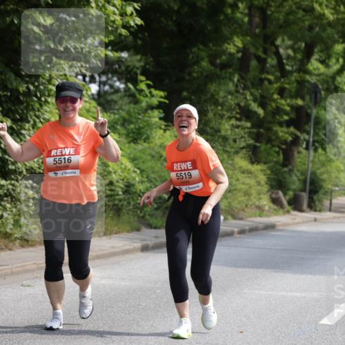 15.06.2025 - REWE Women's Run Jannik Wohlers http://msf.ph/oto/7946620 15.06.2025 10:21:20 Laufen 5516, 5519 meine-sportfotos.de