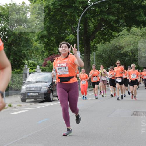 15.06.2025 - REWE Women's Run Jannik Wohlers http://msf.ph/oto/7946624 15.06.2025 08:30:07 Laufen 1043, 10453, 10671, 10227, 10228, 10345 meine-sportfotos.de