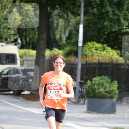 15.06.2025 - REWE Women's Run Jannik Wohlers http://msf.ph/oto/7946654 15.06.2025 09:45:10 Laufen 1031 meine-sportfotos.de