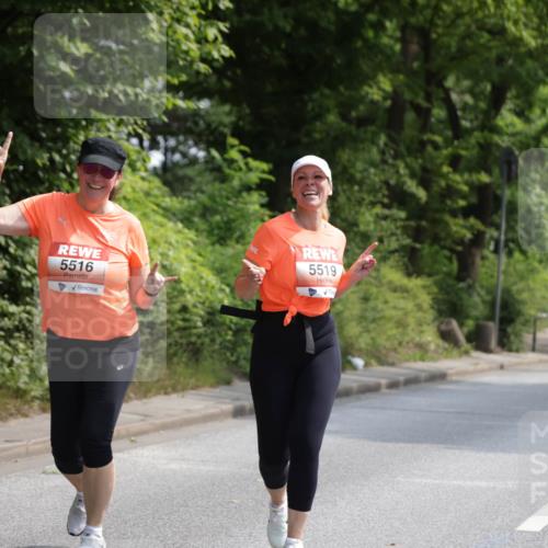 15.06.2025 - REWE Women's Run Jannik Wohlers http://msf.ph/oto/7946655 15.06.2025 10:21:21 Laufen 5516, 5519 meine-sportfotos.de