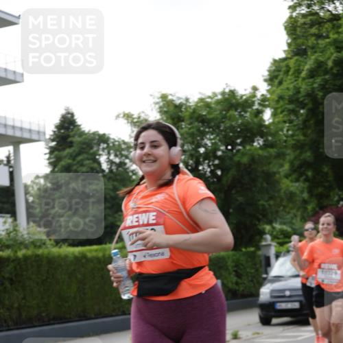15.06.2025 - REWE Women's Run Jannik Wohlers http://msf.ph/oto/7946680 15.06.2025 08:30:09 Laufen  meine-sportfotos.de