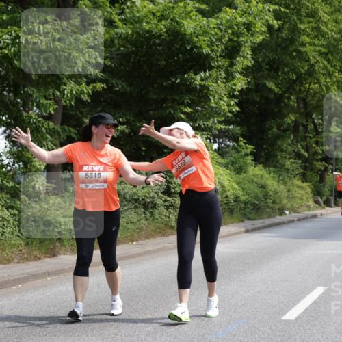 15.06.2025 - REWE Women's Run Jannik Wohlers http://msf.ph/oto/7946734 15.06.2025 10:21:23 Laufen 5516, 5519 meine-sportfotos.de