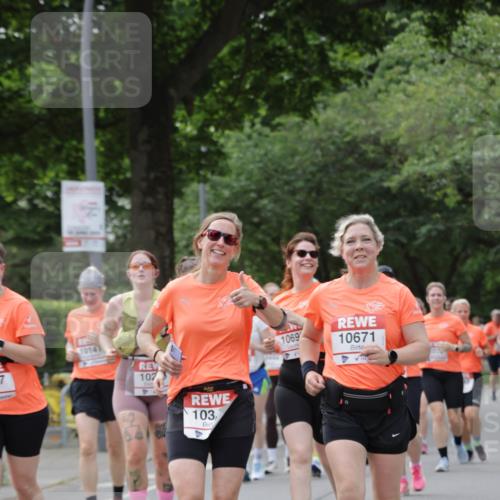 15.06.2025 - REWE Women's Run Jannik Wohlers http://msf.ph/oto/7946743 15.06.2025 08:30:10 Laufen 10141, 102, 103, 1069, 10671 meine-sportfotos.de