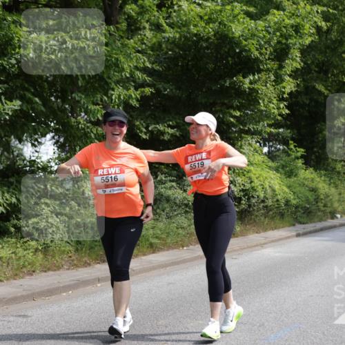 15.06.2025 - REWE Women's Run Jannik Wohlers http://msf.ph/oto/7946756 15.06.2025 10:21:23 Laufen 5516, 5519 meine-sportfotos.de