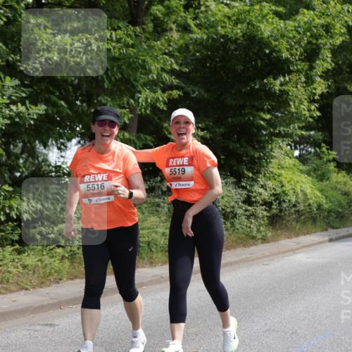 15.06.2025 - REWE Women's Run Jannik Wohlers http://msf.ph/oto/7946764 15.06.2025 10:21:24 Laufen 5516, 5519 meine-sportfotos.de