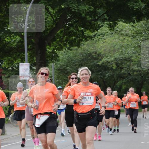 15.06.2025 - REWE Women's Run Jannik Wohlers http://msf.ph/oto/7946776 15.06.2025 08:30:11 Laufen 0671, 10081, 005 meine-sportfotos.de