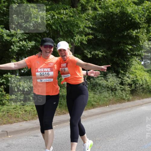 15.06.2025 - REWE Women's Run Jannik Wohlers http://msf.ph/oto/7946780 15.06.2025 10:21:24 Laufen 5516, 5519 meine-sportfotos.de