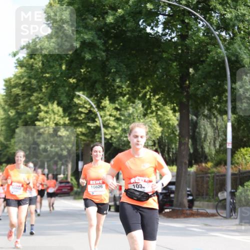15.06.2025 - REWE Women's Run Jannik Wohlers http://msf.ph/oto/7946789 15.06.2025 09:45:14 Laufen 10826, 1032 meine-sportfotos.de